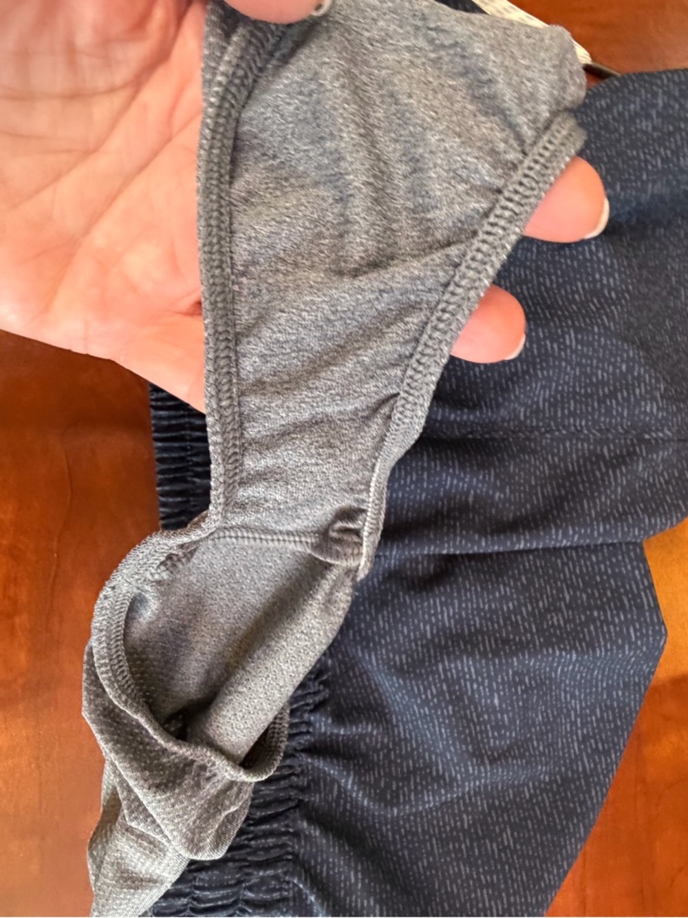 Vuori Med Clementine Short 2.0. Azure Dashed Lines - Picture 9 of 9
